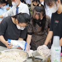 Kegiatan Bazar & Lomba Bulan Bahasa | SMP & SMK METTA MAITREYA